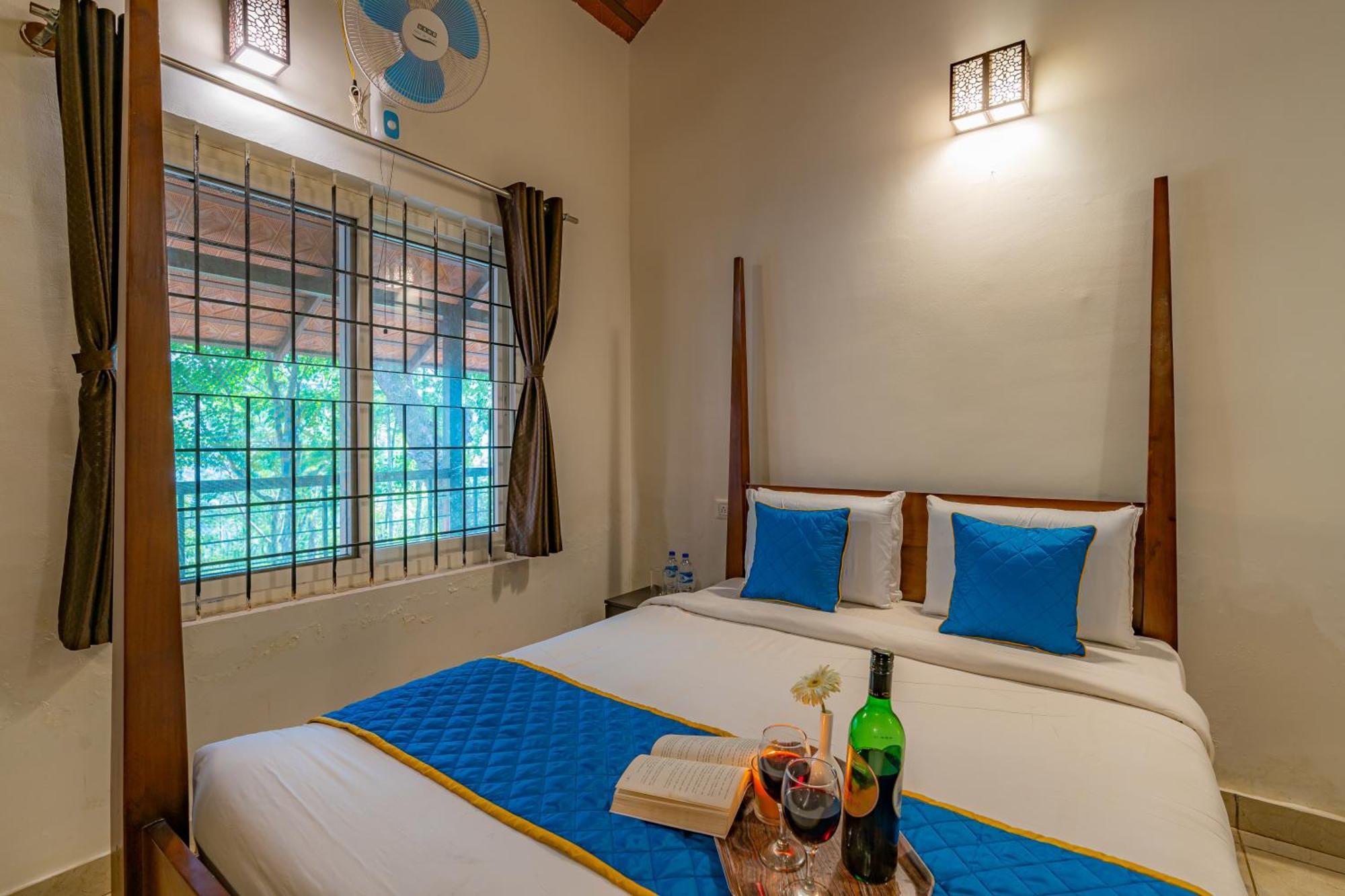 Q Swarga Retreat Hotel Attigundi Exterior photo