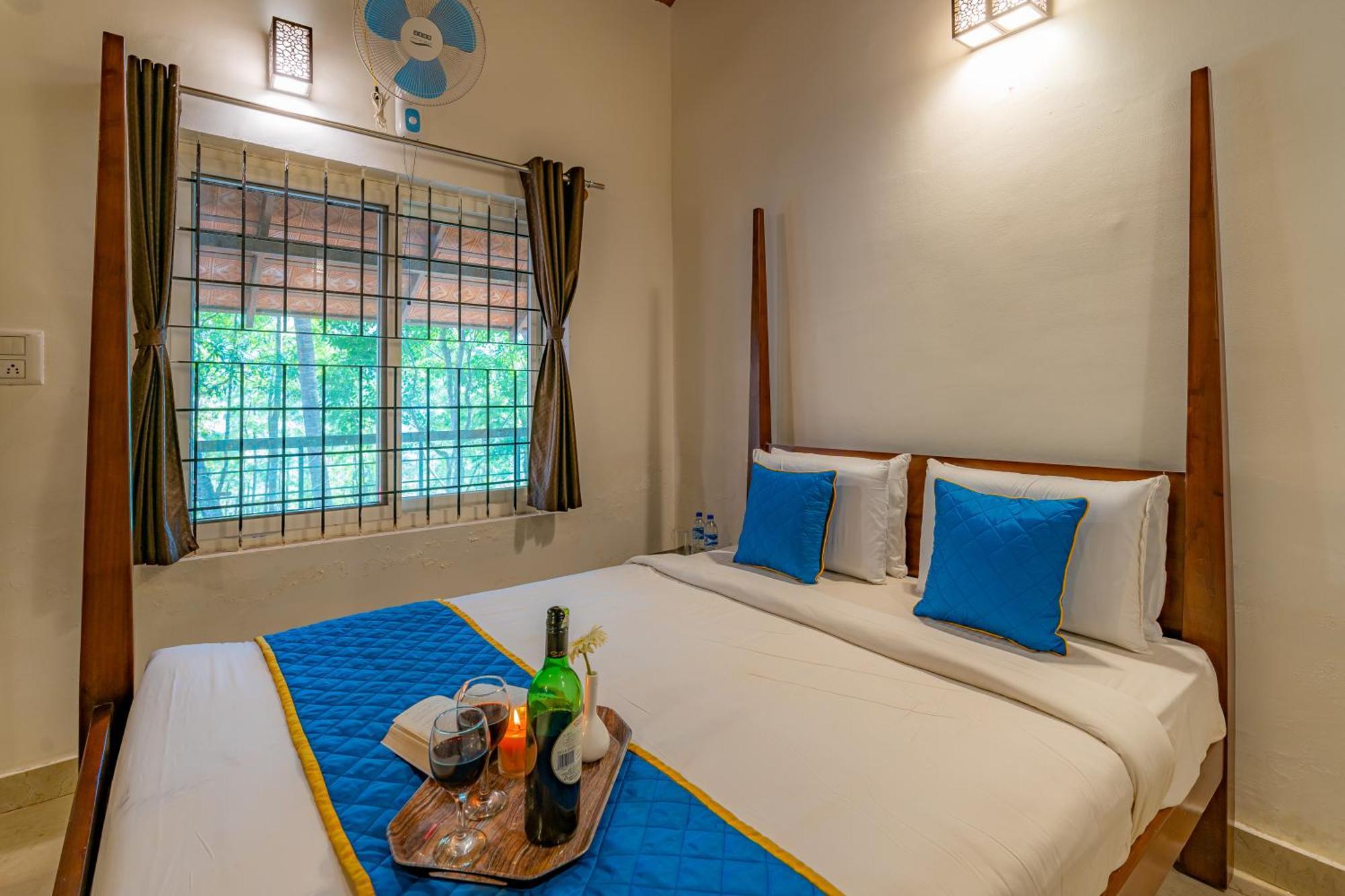 Q Swarga Retreat Hotel Attigundi Exterior photo