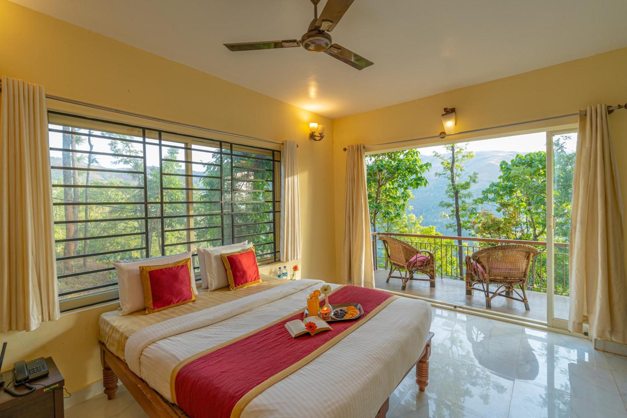 Q Swarga Retreat Hotel Attigundi Exterior photo